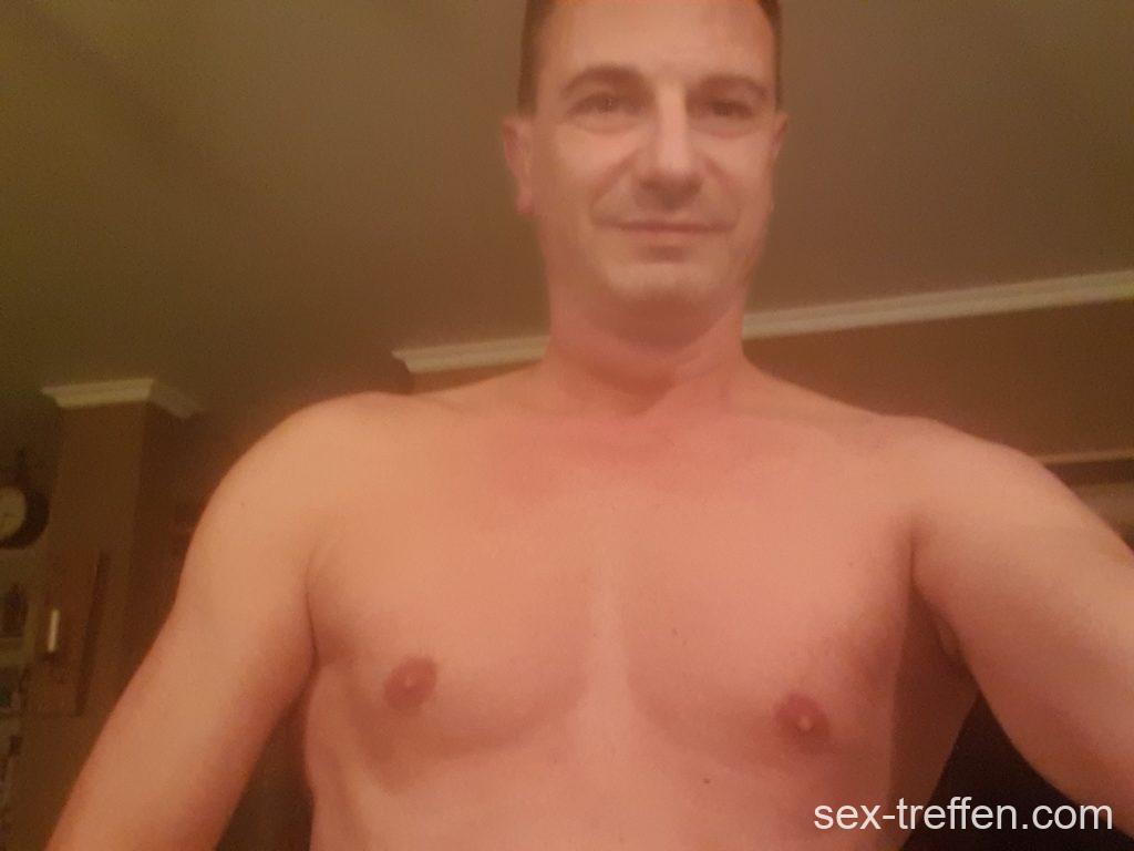 Sex wann immer Du willst mit einem sportlichen Mann Sex wann immer Du willst mit Mann