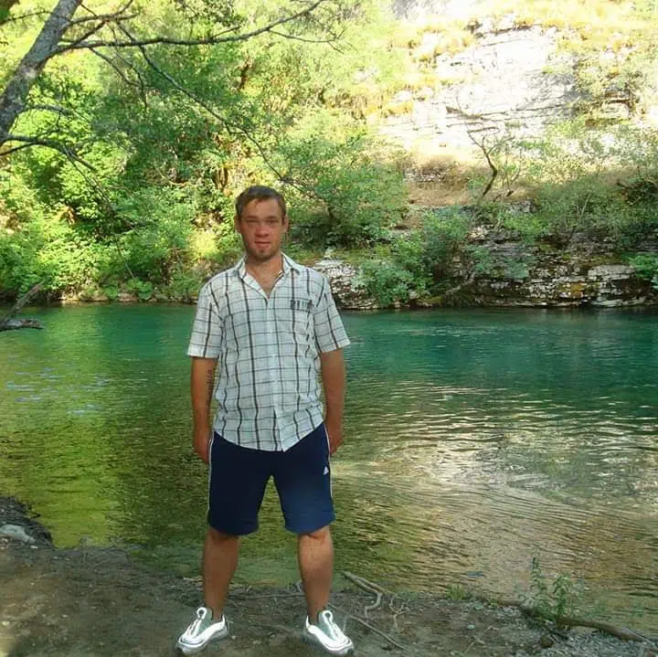 Untervögelter Solomann sucht Sperma Luder