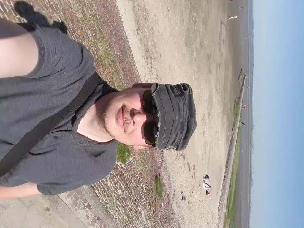 Er sucht Sie um gemeinsam erotische Wünsche zu erfüllen Er sucht Sie für erotische Wünsche