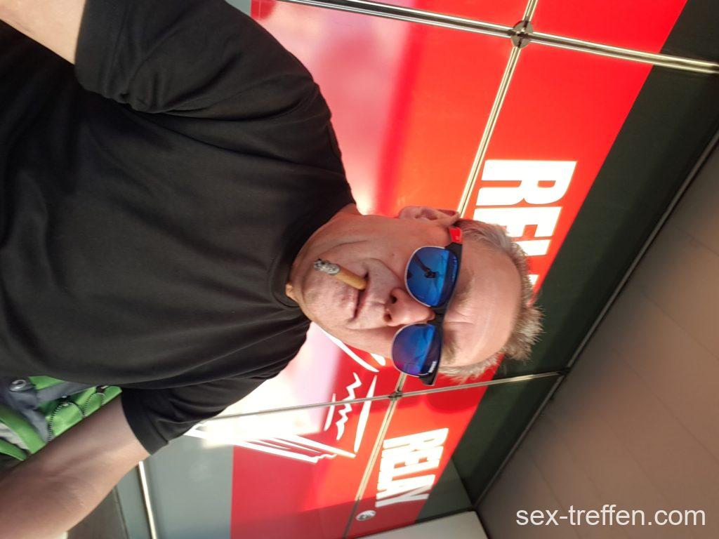 Notgeile Stuten im Raum München von Hengst gesucht Notgeile Stuten im Raum München gesucht