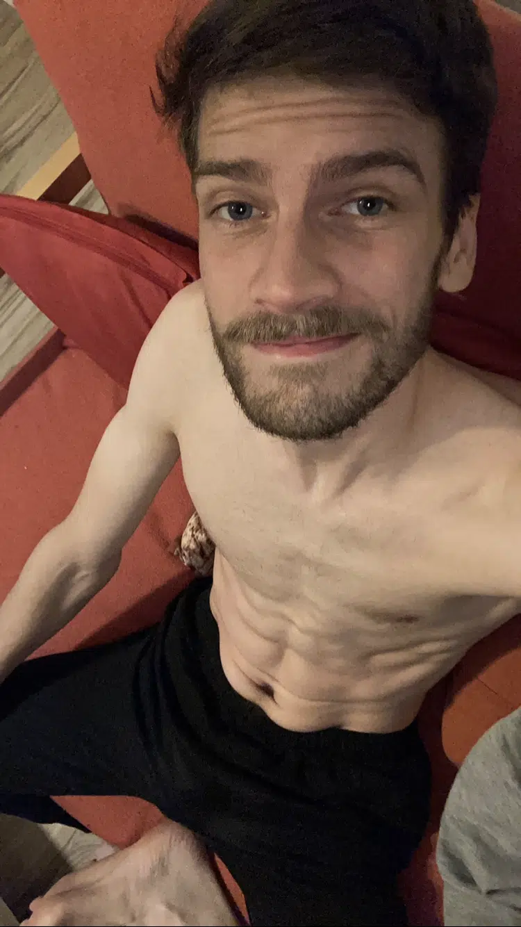 Sextreffen mit einer Frau in Lübeck oder Hamburg gesucht Sextreffen mit einer Frau gesucht