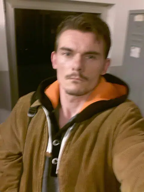 Charmanter Er sucht Sie in NRW für erotische Erlebnisse Er sucht Sie in NRW für erotische Erlebnisse