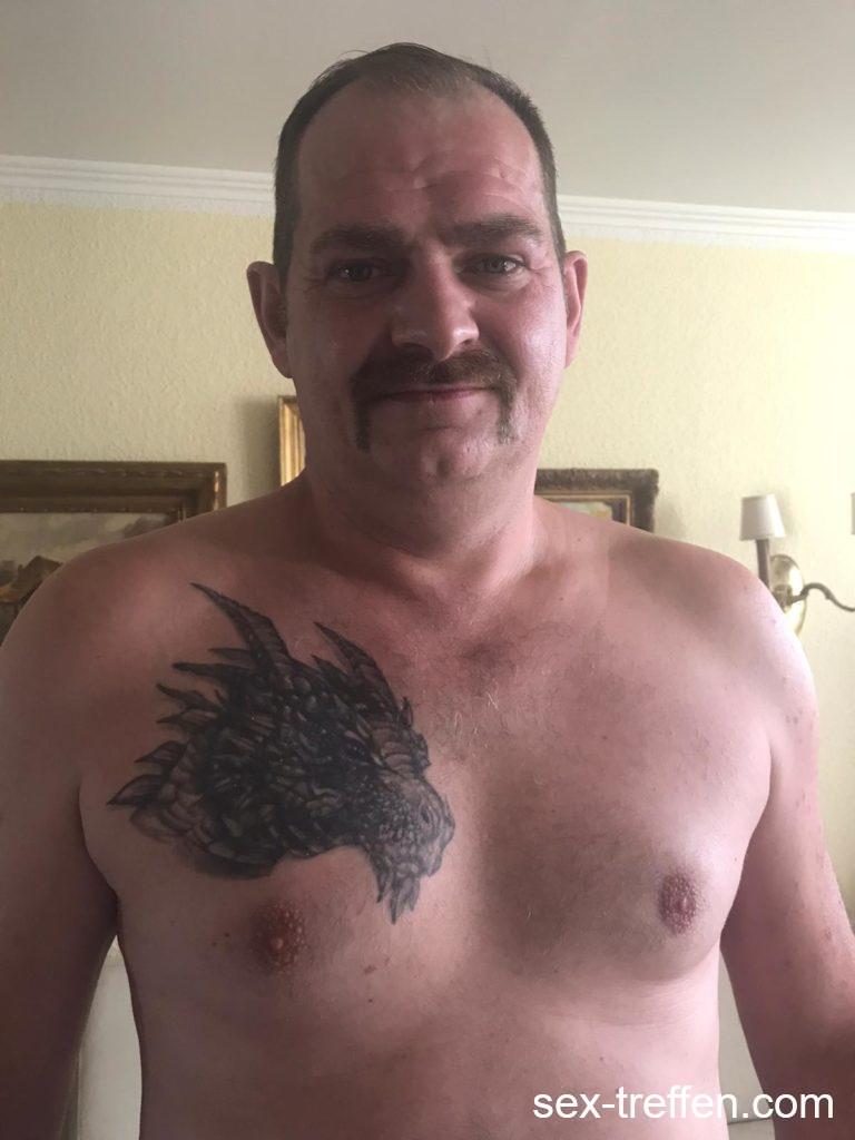 Suche reife oder mollige Frau zum Verwöhnen im Raum Berlin Suche reife oder mollige Frau im Raum Berlin