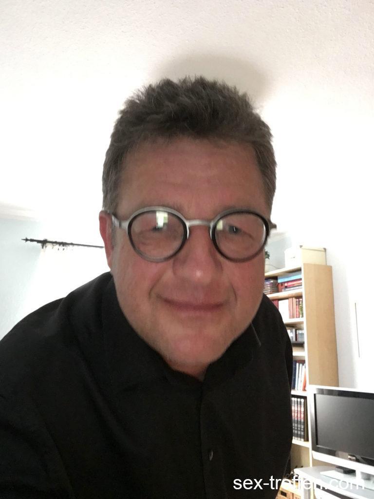 Suche hemmungslose Affäre im Raum Oldenburg/Bremen Suche hemmungslose Affäre