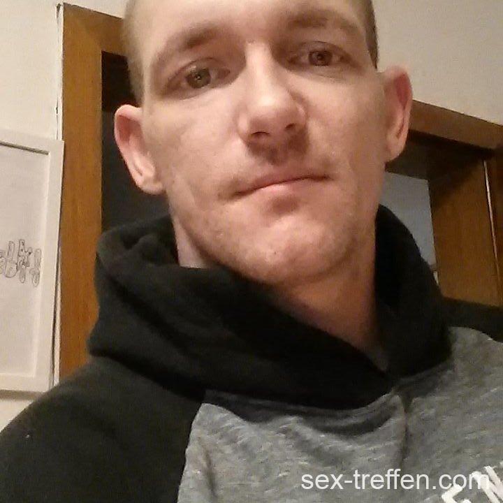 Spontane Sextreffen von Ihm aus Witten gesucht Spontane Sextreffen von Ihm aus Witten gesucht