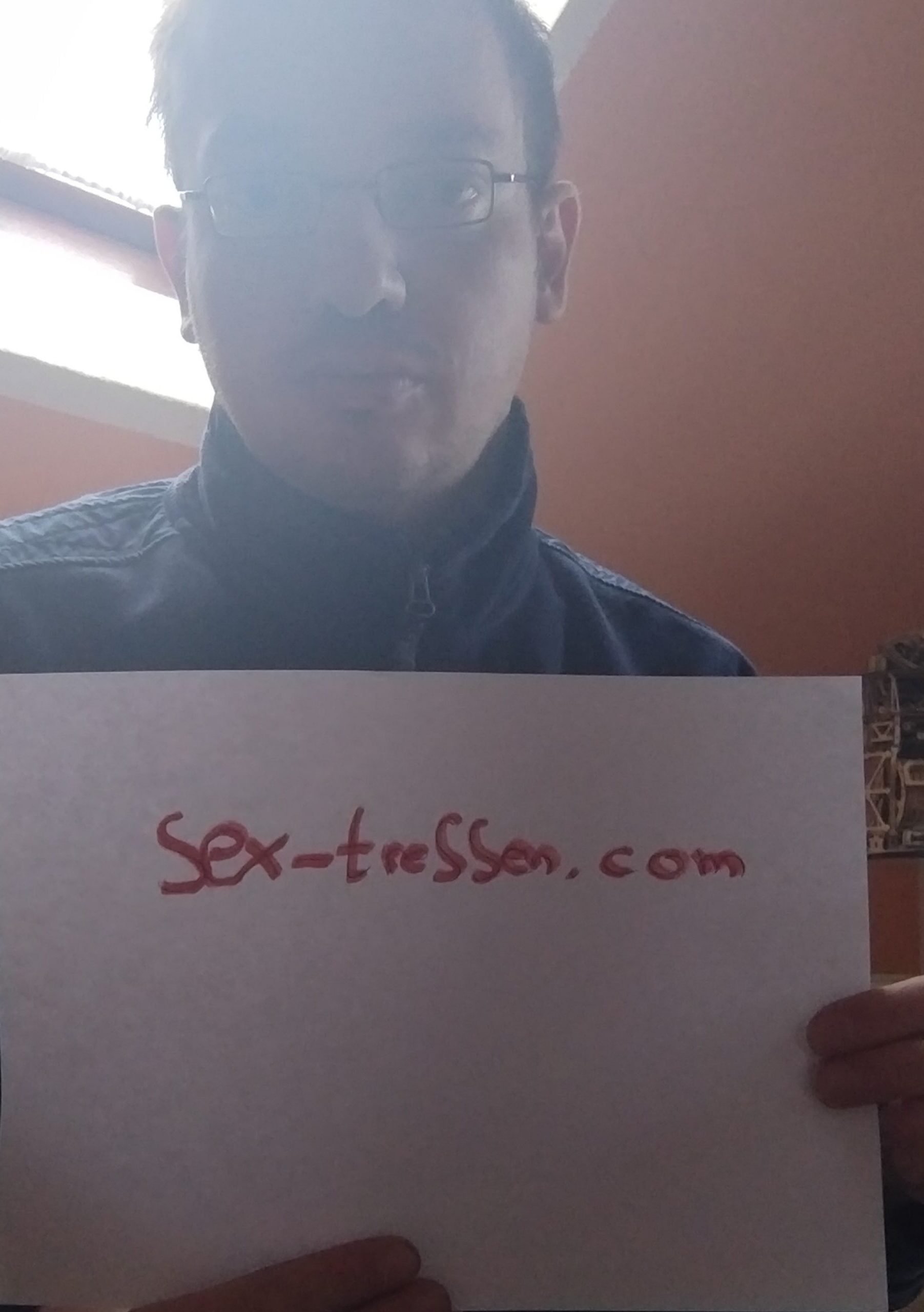 Er sucht Sexfreundin im Raum Suhl