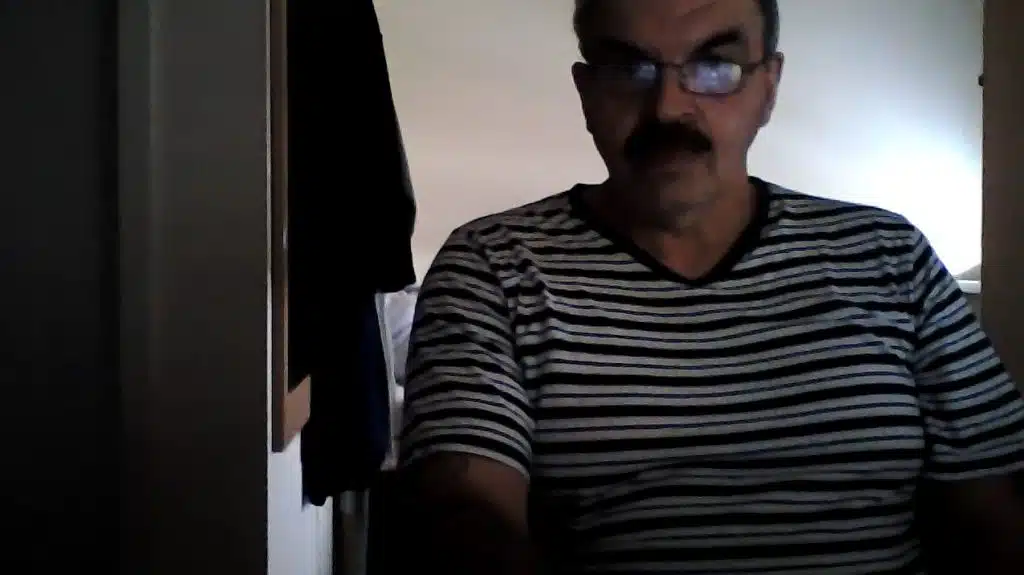 Er sucht Sex Treffen im Umkreis von Darmstadt und Frankfurt Er sucht Sex Treffen in Darmstadt und Frankfurt