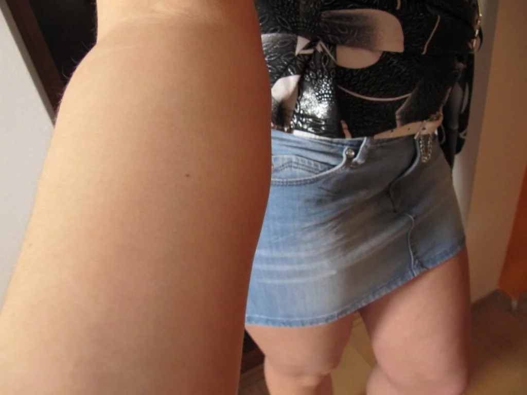 Einfach heimlich zum Sex treffen mit Frau im Raum Zeitz Gebundene Frau 29 Jahre heimlich zum Sex treffen