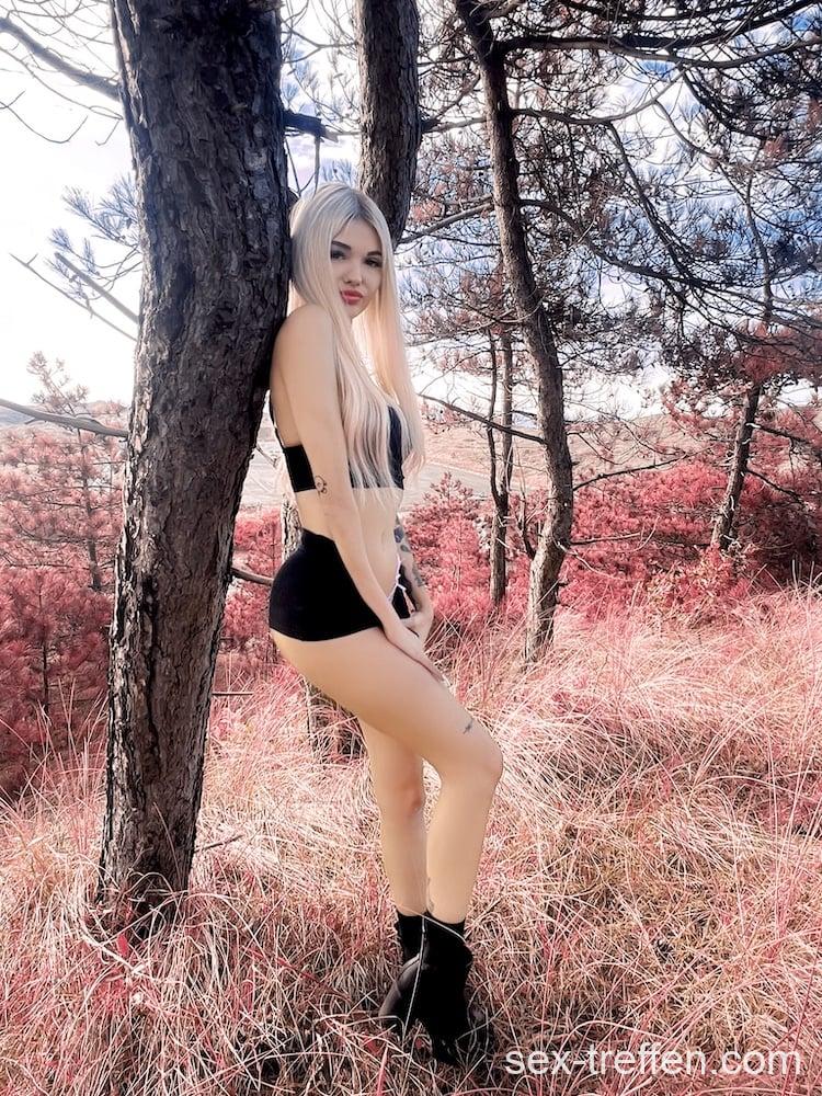 Geprüftes Foto 02 von ihr für private Sextreffen in Köln Ihr Foto 02 für private Sextreffen in Köln