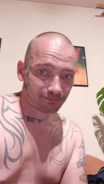 Mal wieder richtig geil vögeln und an nichts anderes denken Er will mal wieder richtig geil vögeln