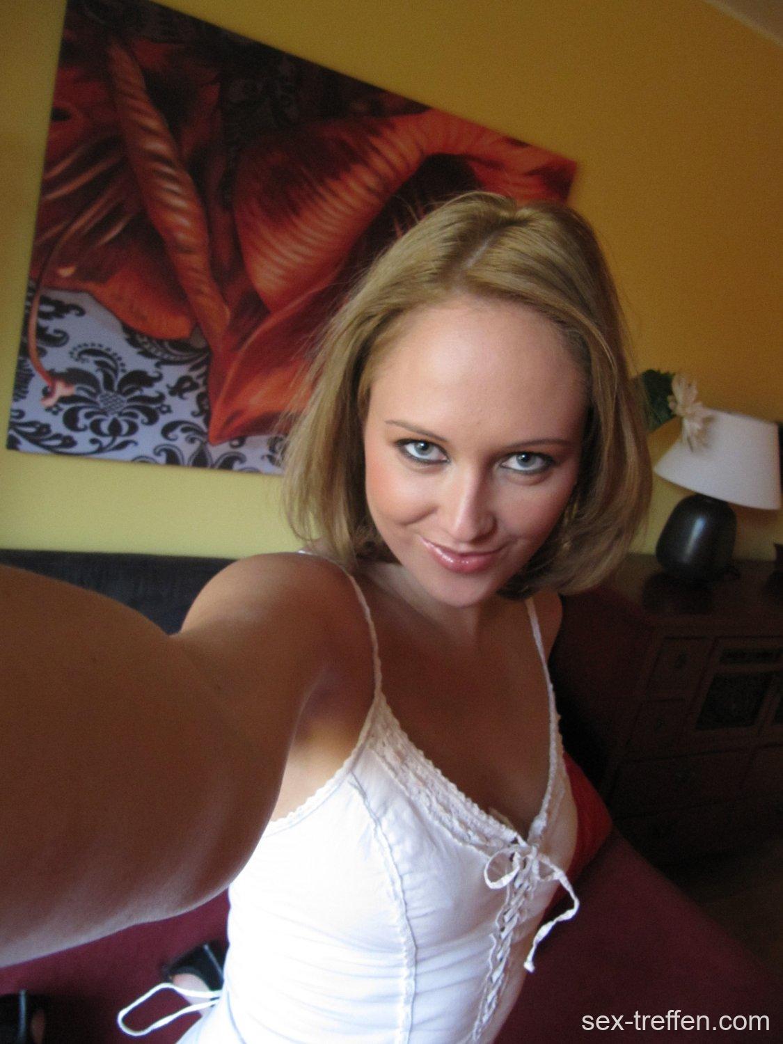 Ich bin der direkte Typ Frau und will mich zum Ficken daten Unkomplizierte Frau 26 Jahre direkt daten