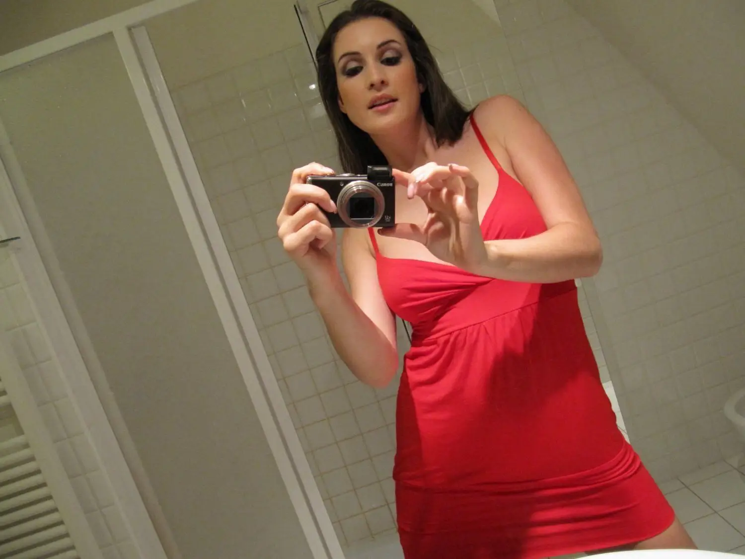 Geile Mami sucht jungen Ihn zum ficken, gerne auch Sexaffäre Geile Mami sucht Ihn zum ficken