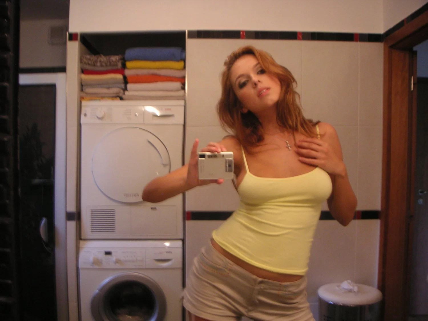 Geile Milf braucht endlich wieder versauten Sex mit tabulosen Männern versauter Sex mit geiler Milf