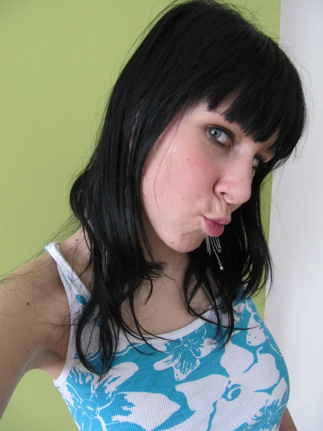 Süße Mama möchte wieder geilen Sex mit Männern bei sich Zuhause haben geiler Sex mit süßer Mama